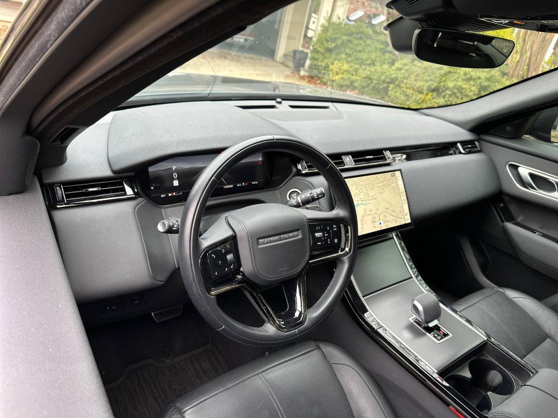 Used 2024 Land Rover Range Rover Velar Dynamic SE image 19