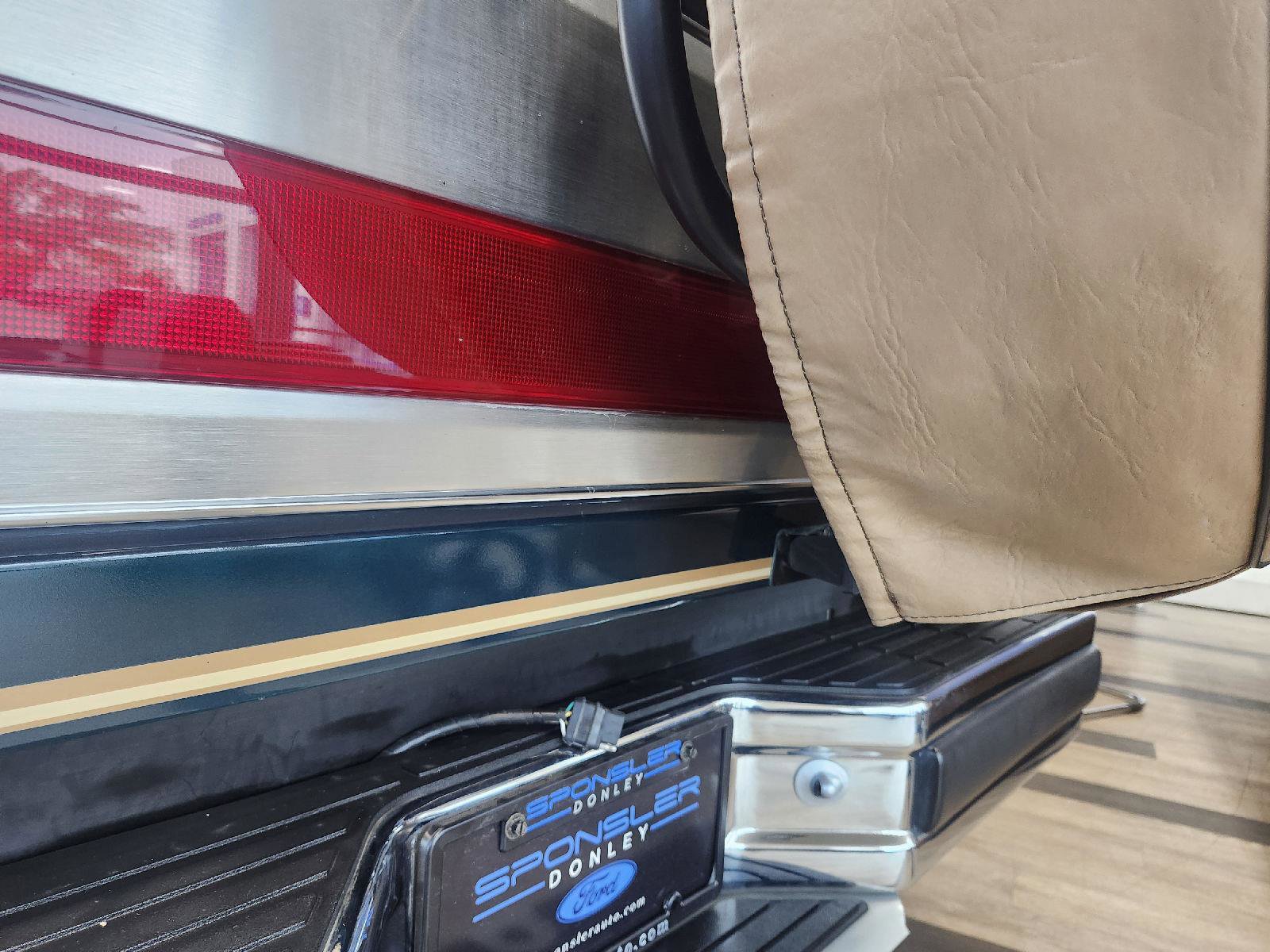 Used 1991 Ford Bronco AWD/4WD image 39