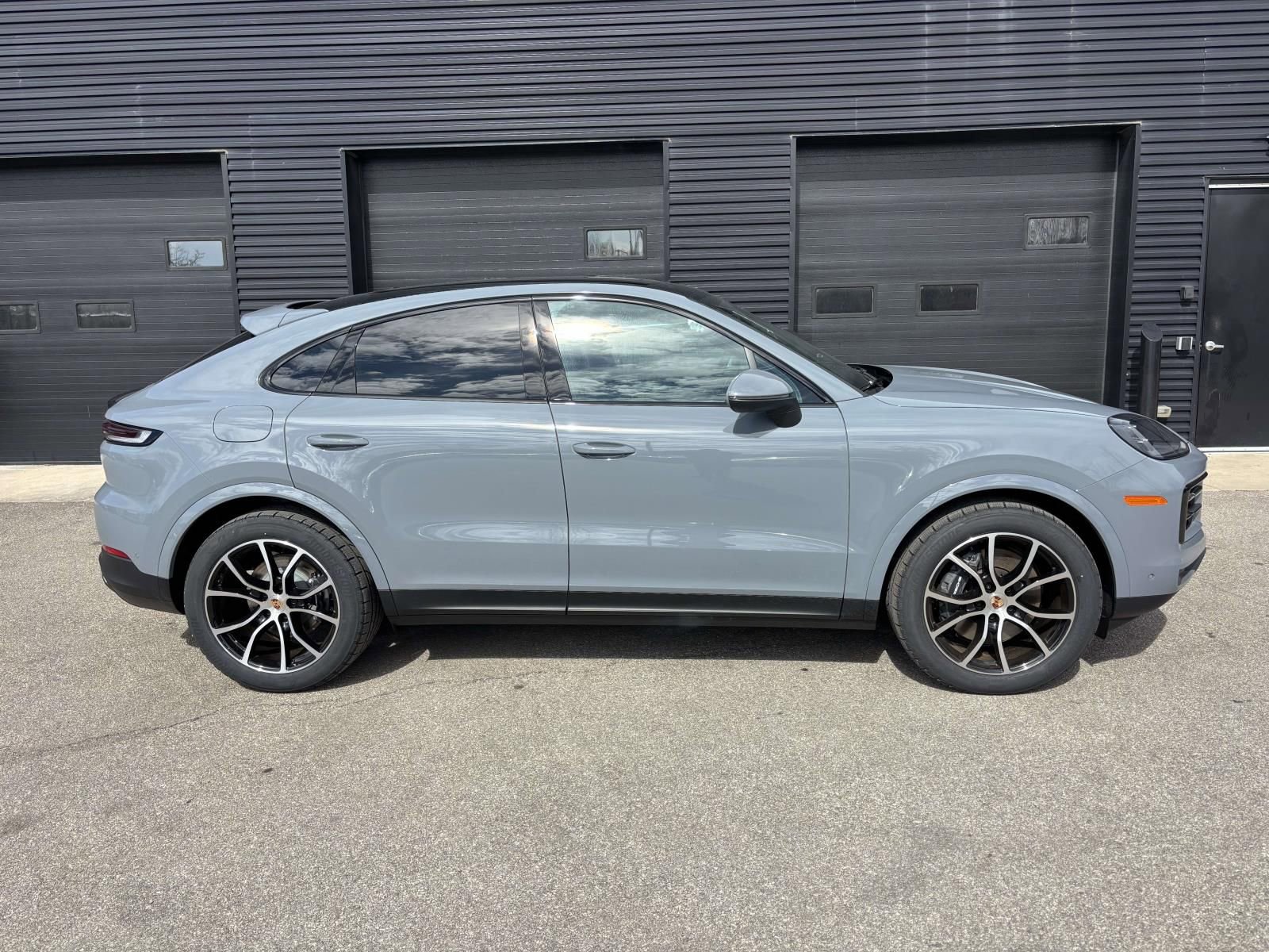 New 2026 Porsche Cayenne Coupe image 11