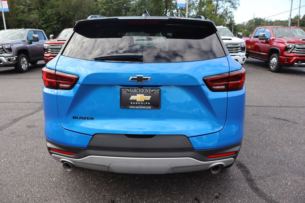New 2026 Chevrolet Blazer LT w/ Midnight/Sport Edition FWD image 22