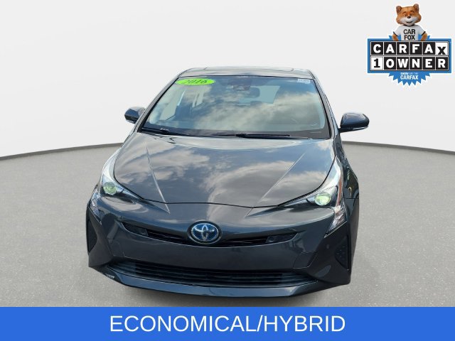 Used 2016 Toyota Prius Four w/ Advanced Technology Package FWD image 2