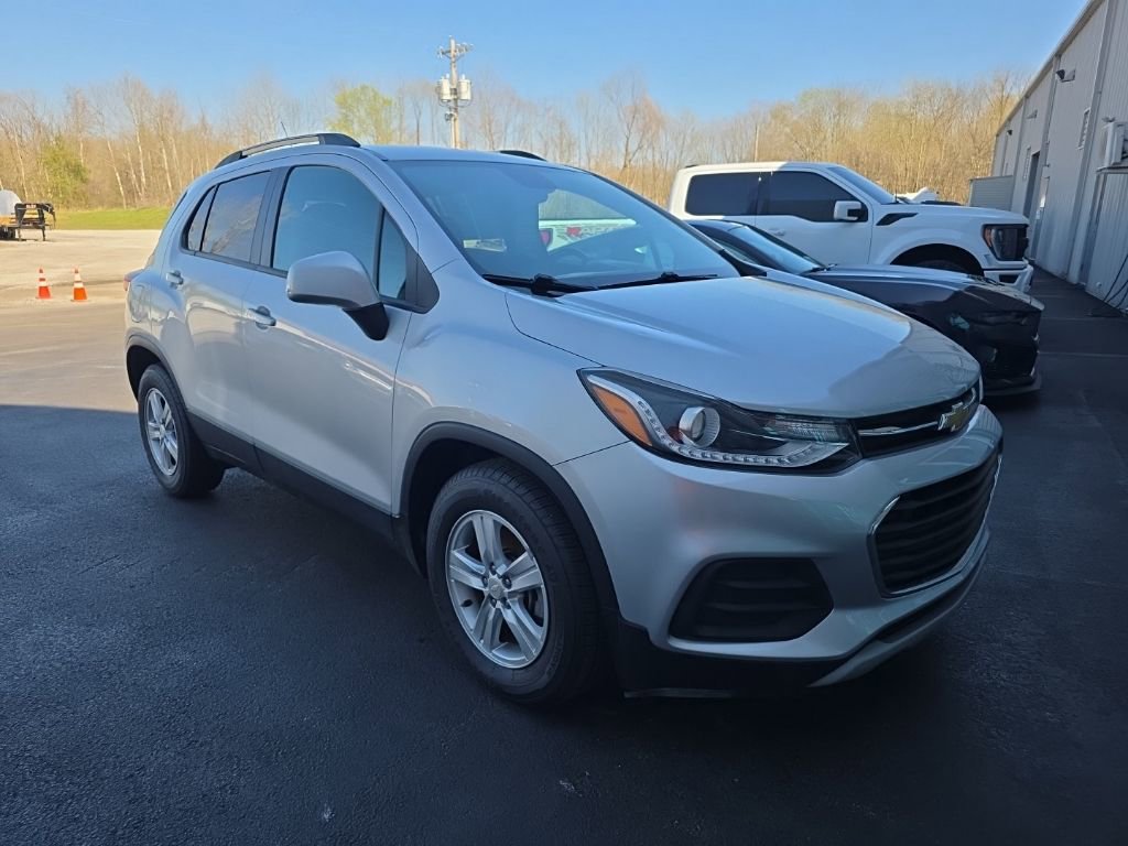 Used 2022 Chevrolet Trax LT image 4