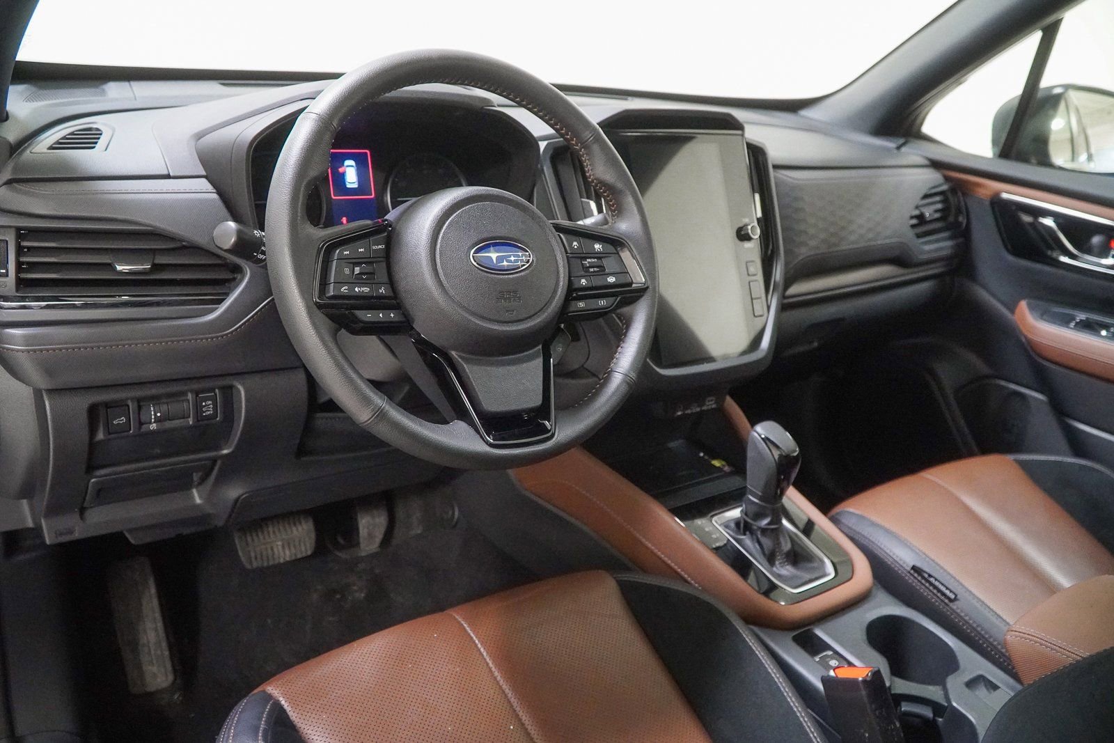 Used 2025 Subaru Forester Touring image 25