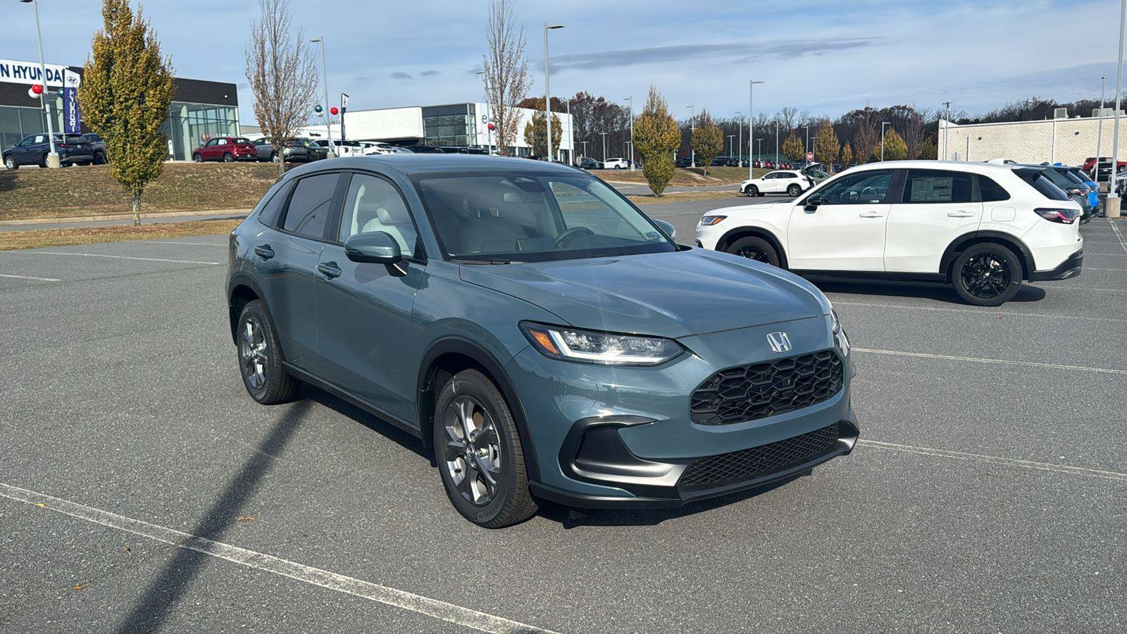 New 2026 Honda HR-V LX image 2