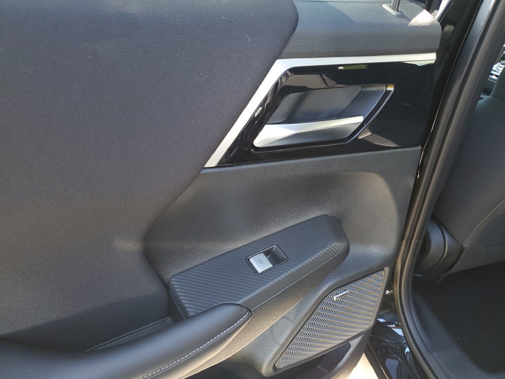New 2026 Mitsubishi Outlander ES FWD image 11