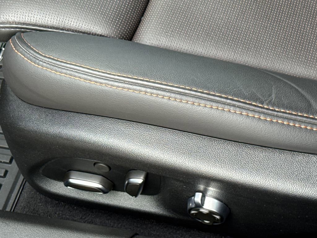 Used 2025 Cadillac CT5 V image 26