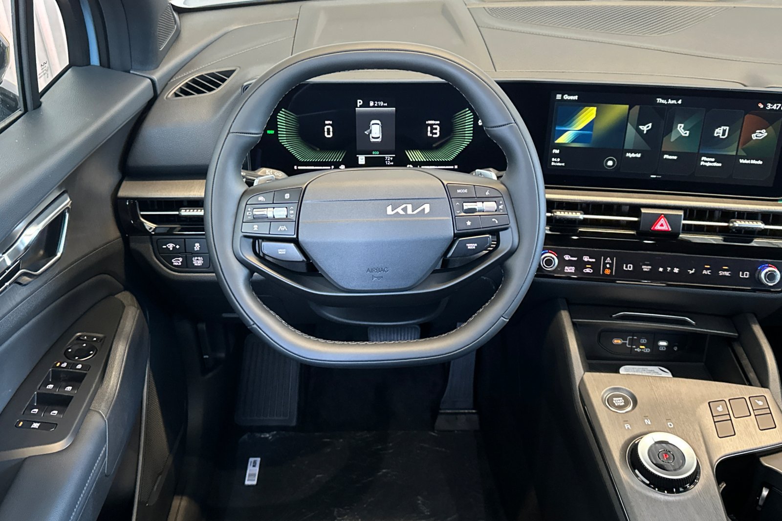 New 2026 Kia Sportage X-Line AWD/4WD image 14