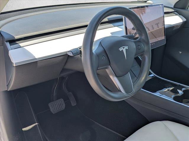 Used 2020 Tesla Model Y Long Range image 10