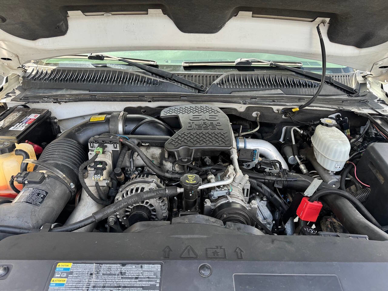 Used 2006 Chevrolet Silverado 2500 W/T w/ Skid Plate Package AWD/4WD image 28