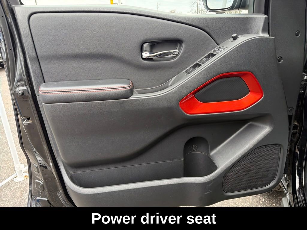 Used 2025 Nissan Frontier Pro-X w/ Pro Convenience Package image 12