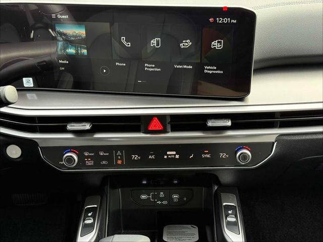 New 2026 Kia Sorento S FWD image 16