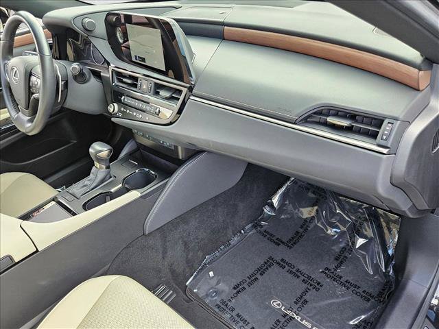 Used 2025 Lexus ES 350 w/ Premium Package FWD image 22