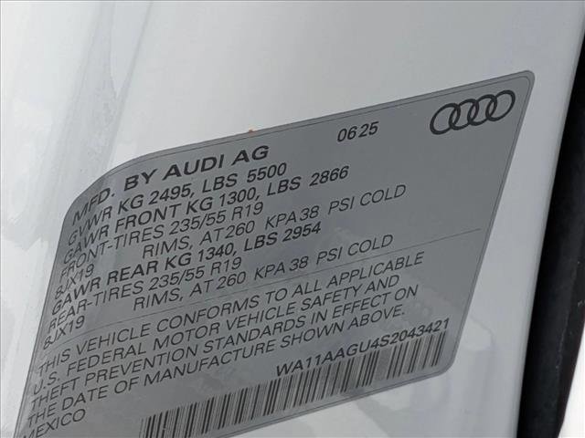 Certified 2025 Audi Q5 Premium w/ Convenience Package image 28