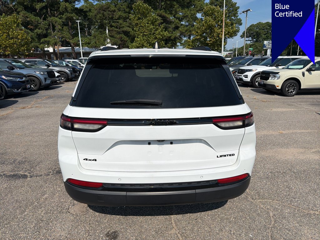 Used 2023 Jeep Grand Cherokee Limited w/ Black Appearance Package AWD/4WD image 6
