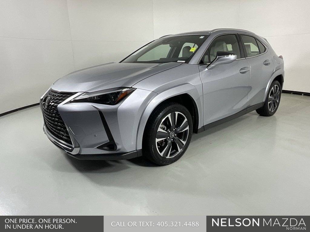 Used 2023 Lexus UX 250h FWD w/ Accessory Package (Z2) image 4