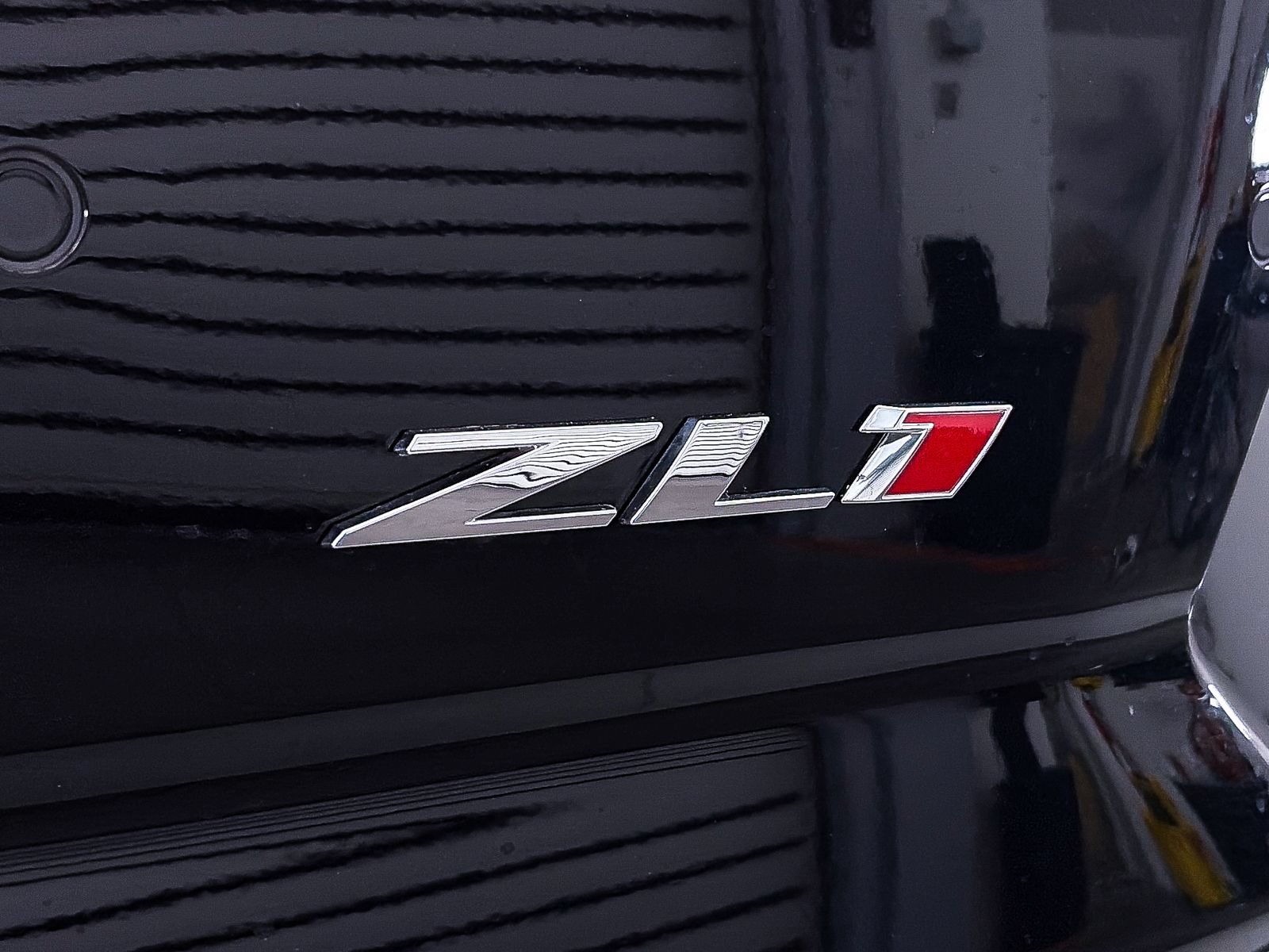 Used 2023 Chevrolet Camaro ZL1 RWD image 18