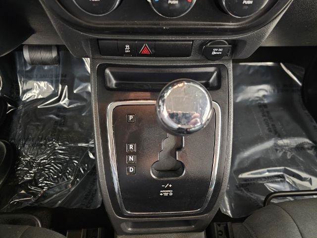 Used 2016 Jeep Patriot Sport w/ Power Value Group FWD image 21