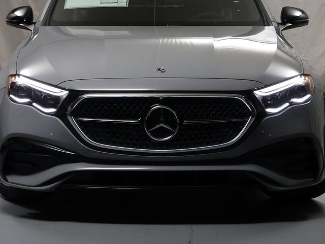 New 2027 Mercedes-Benz E 450 4MATIC Sedan image 6