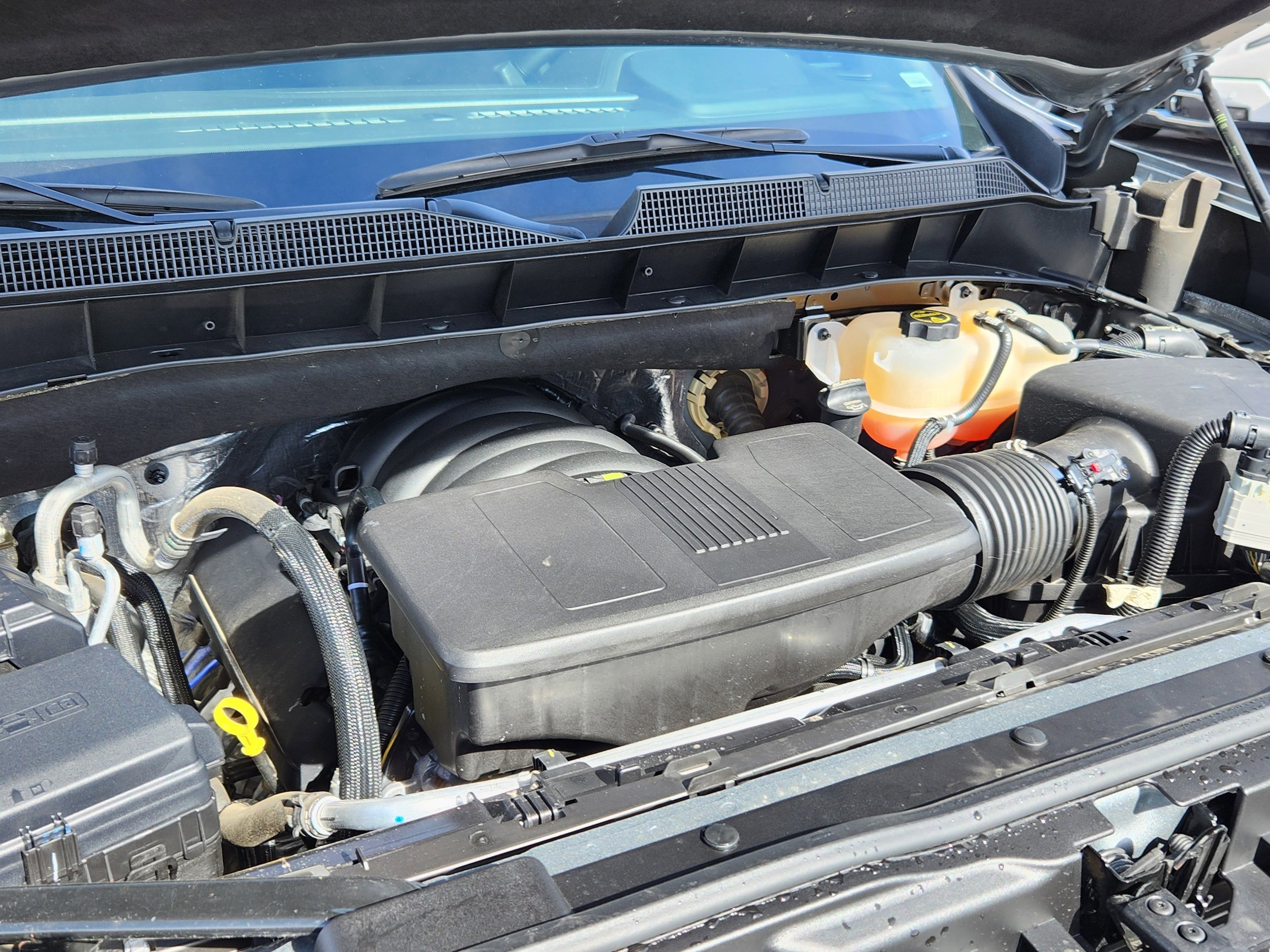 Used 2025 Chevrolet Silverado 1500 LT AWD/4WD image 19
