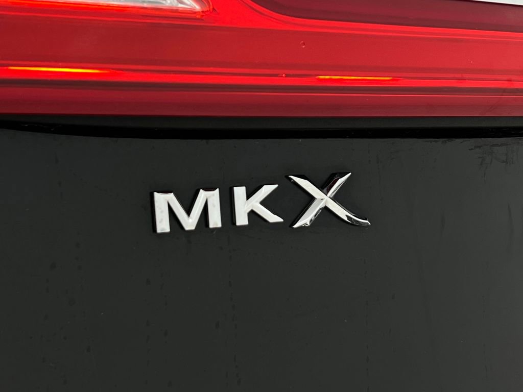 Used 2016 Lincoln MKX Reserve w/ Driver Assistance Package image 41