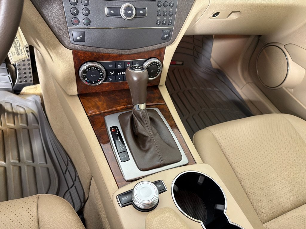 Used 2010 Mercedes-Benz C 300 4MATIC Sedan image 18