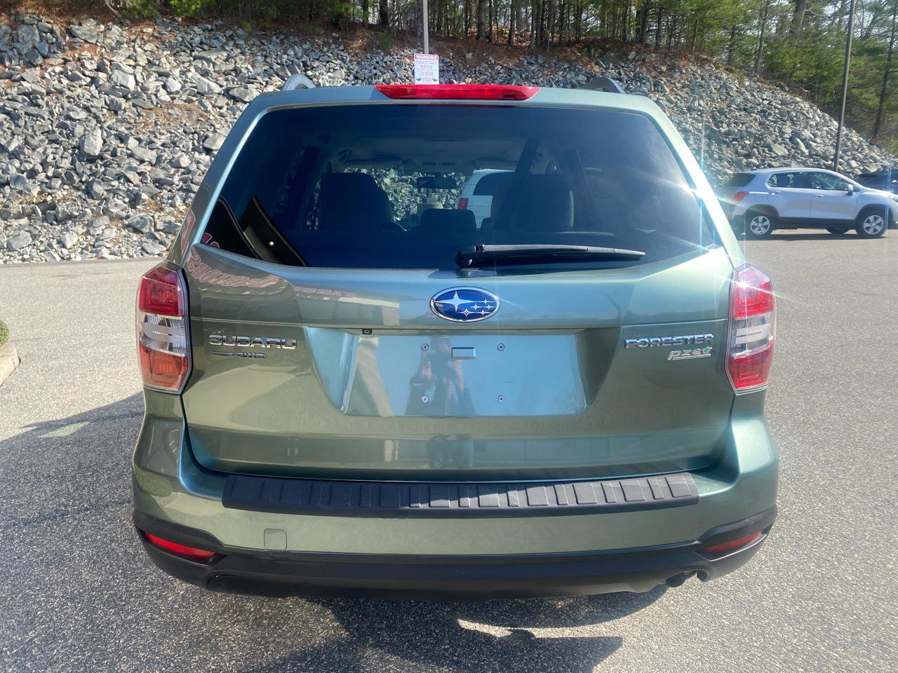 Used 2015 Subaru Forester 2.5i Premium image 32