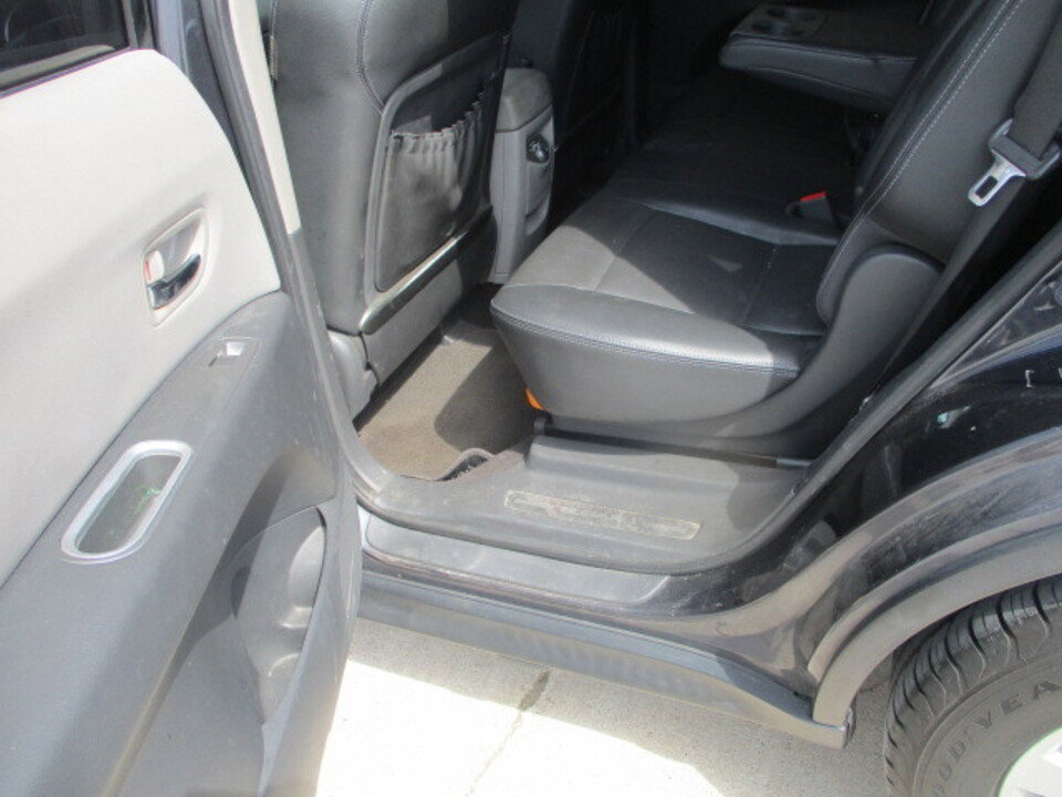 Used 2013 Subaru Tribeca Limited image 8