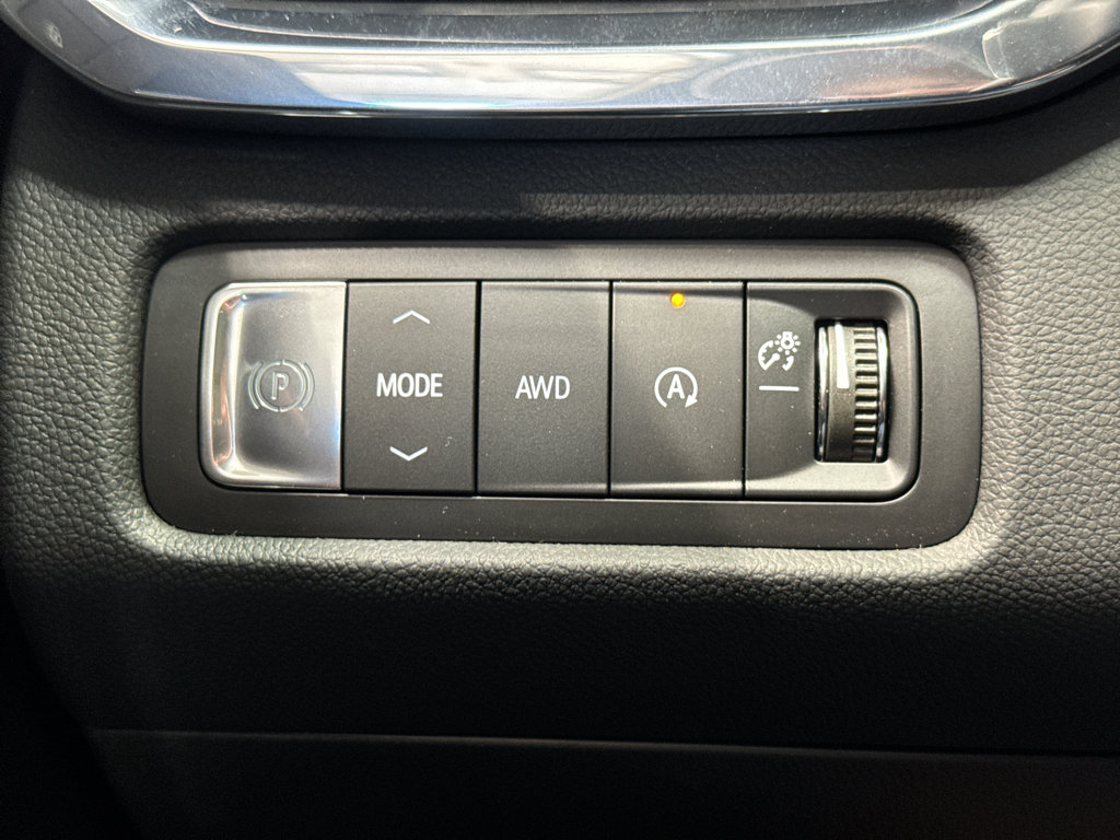 New 2026 GMC Acadia Elevation w/ Elevation Premium Package AWD/4WD image 32