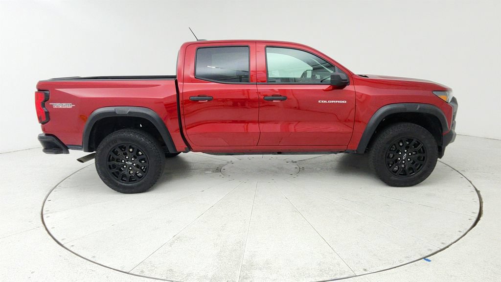 Used 2024 Chevrolet Colorado Trail Boss w/ Advanced Trailering Package AWD/4WD image 8