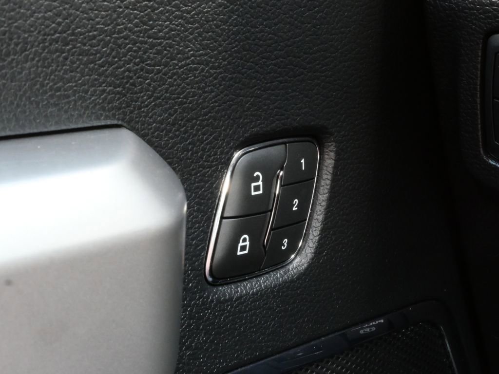 Certified 2019 Ford F150 Lariat AWD/4WD image 27
