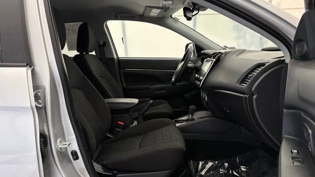 Used 2025 Mitsubishi Outlander Sport ES AWD/4WD image 20