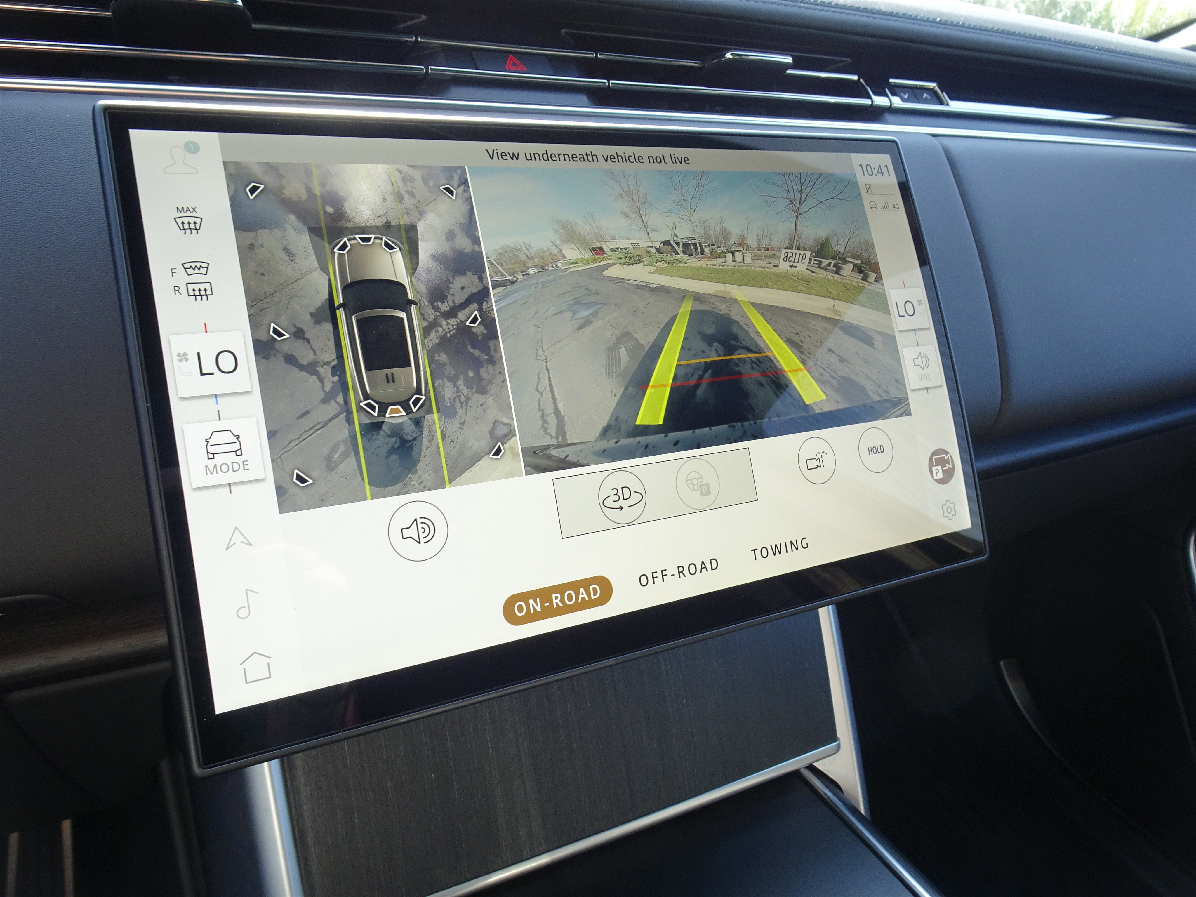 Certified 2025 Land Rover Range Rover SE image 4