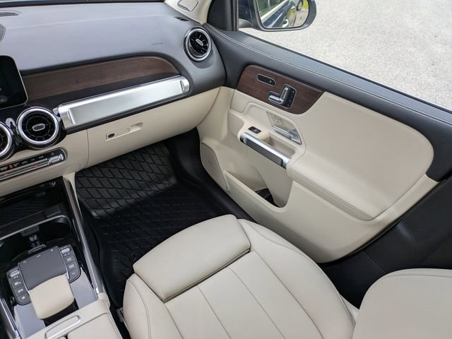 Used 2021 Mercedes-Benz GLB 250 image 21