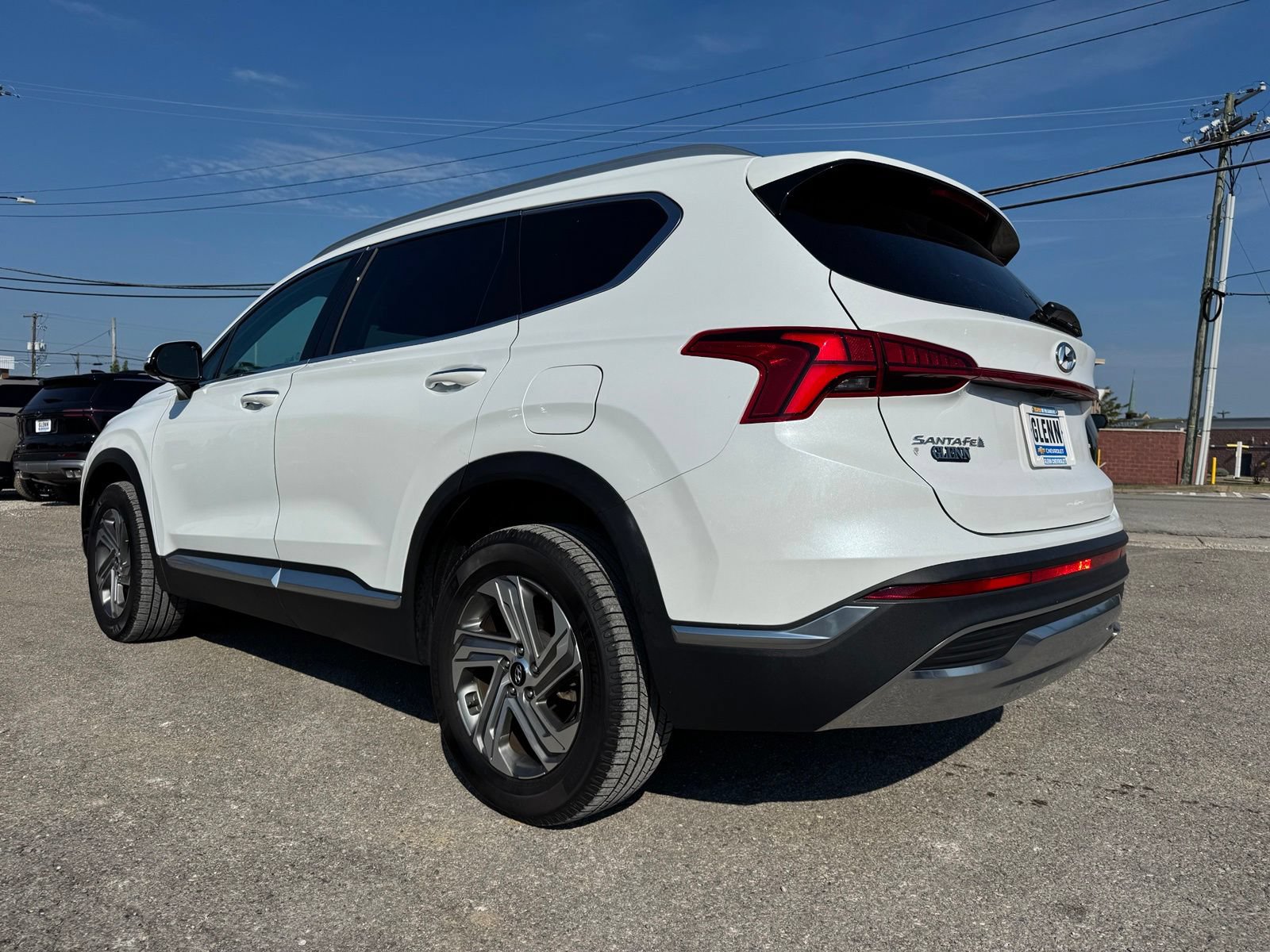 Used 2022 Hyundai Santa Fe SEL w/ Convenience + Premium Package AWD/4WD image 4