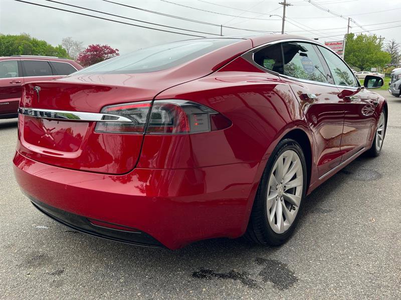 Used 2016 Tesla Model S 90D image 3