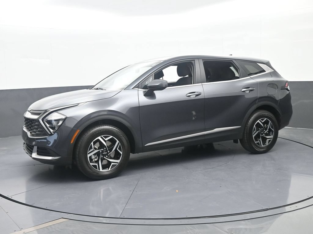 Used 2023 Kia Sportage LX AWD/4WD image 2
