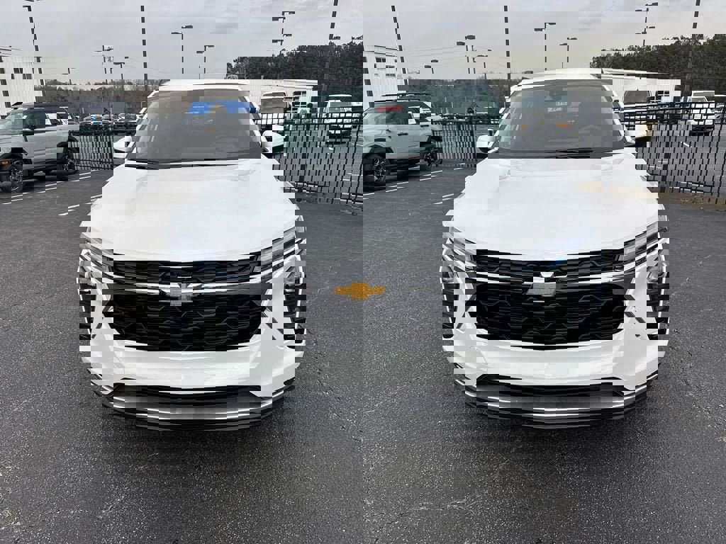 New 2026 Chevrolet Trax LT w/ Driver Confidence Package image 3