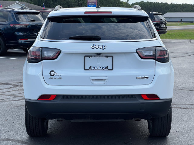 Used 2023 Jeep Compass Latitude w/ Sun and Sound Group AWD/4WD image 45