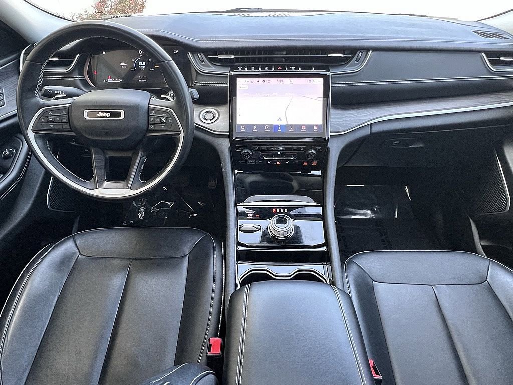 Used 2022 Jeep Grand Cherokee Limited AWD/4WD image 10