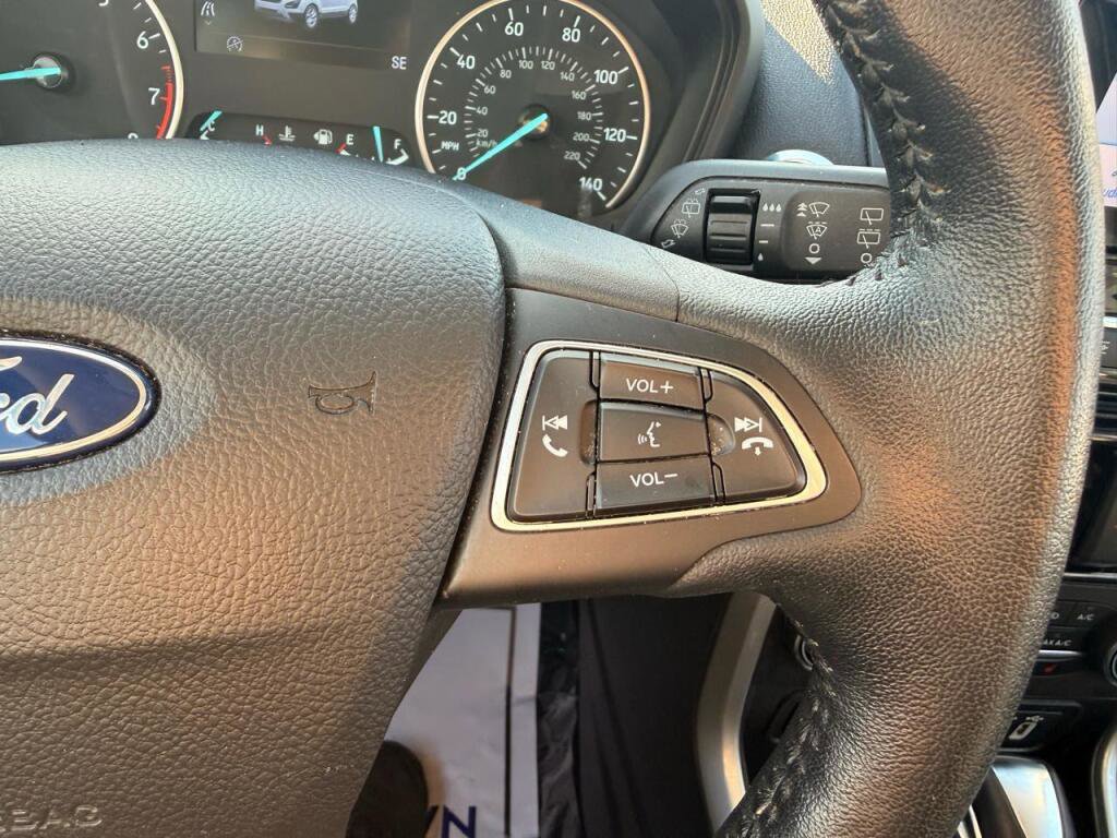 Used 2022 Ford EcoSport Titanium image 15