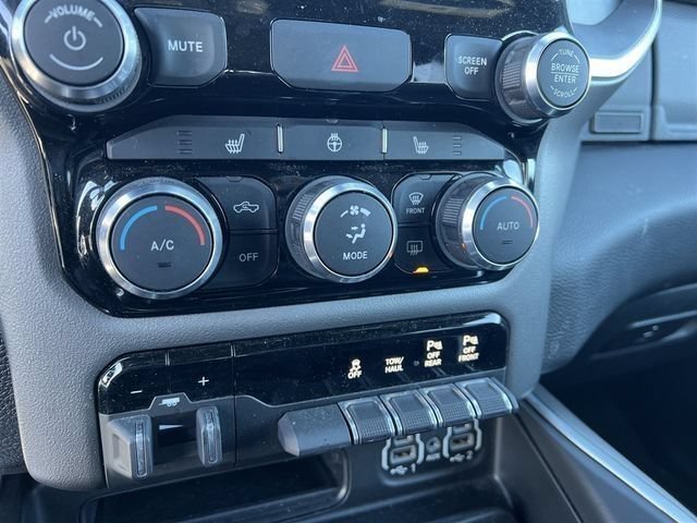 Used 2022 RAM 1500 Big Horn AWD/4WD image 29