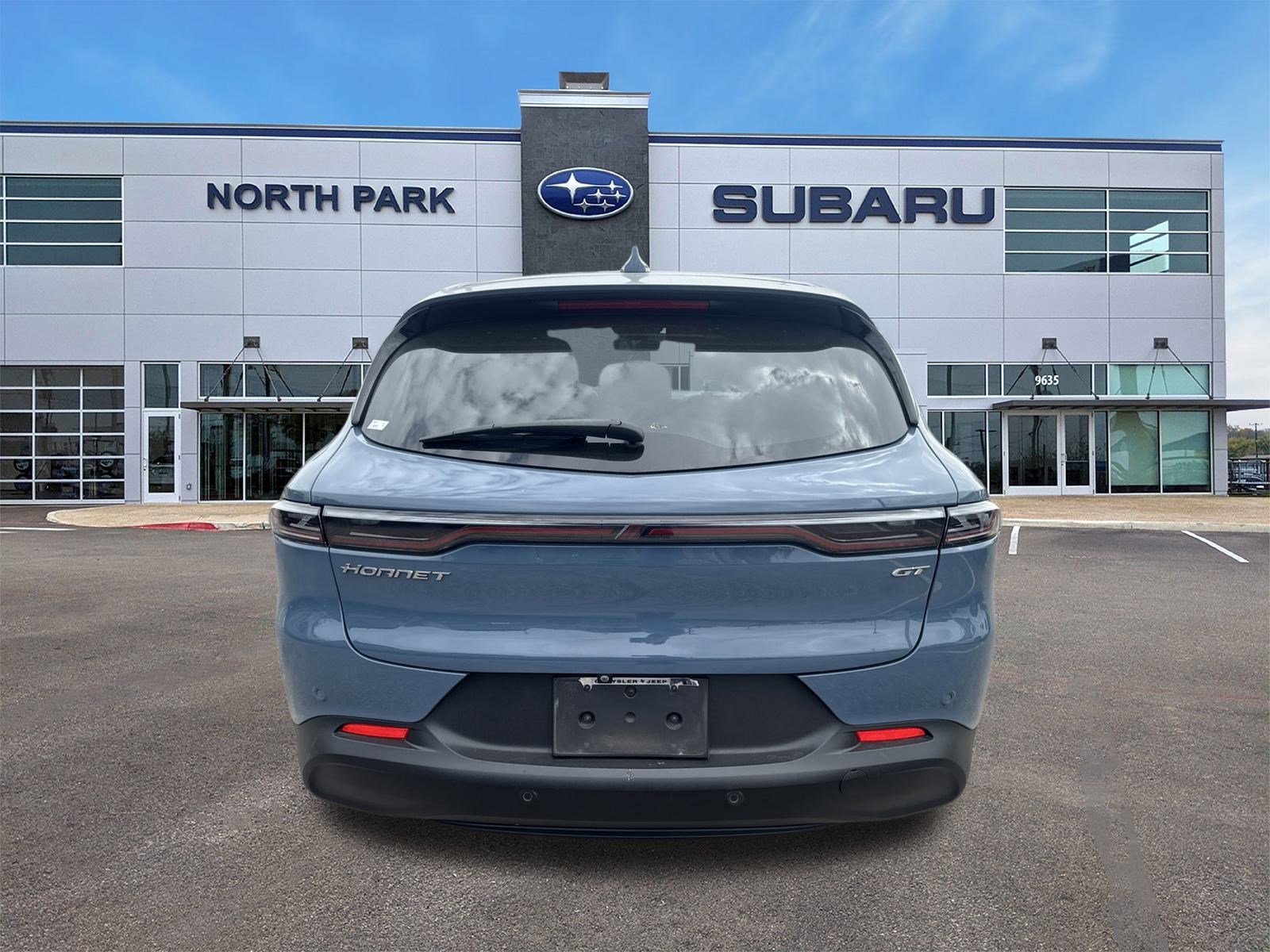 Used 2023 Dodge Hornet GT image 4