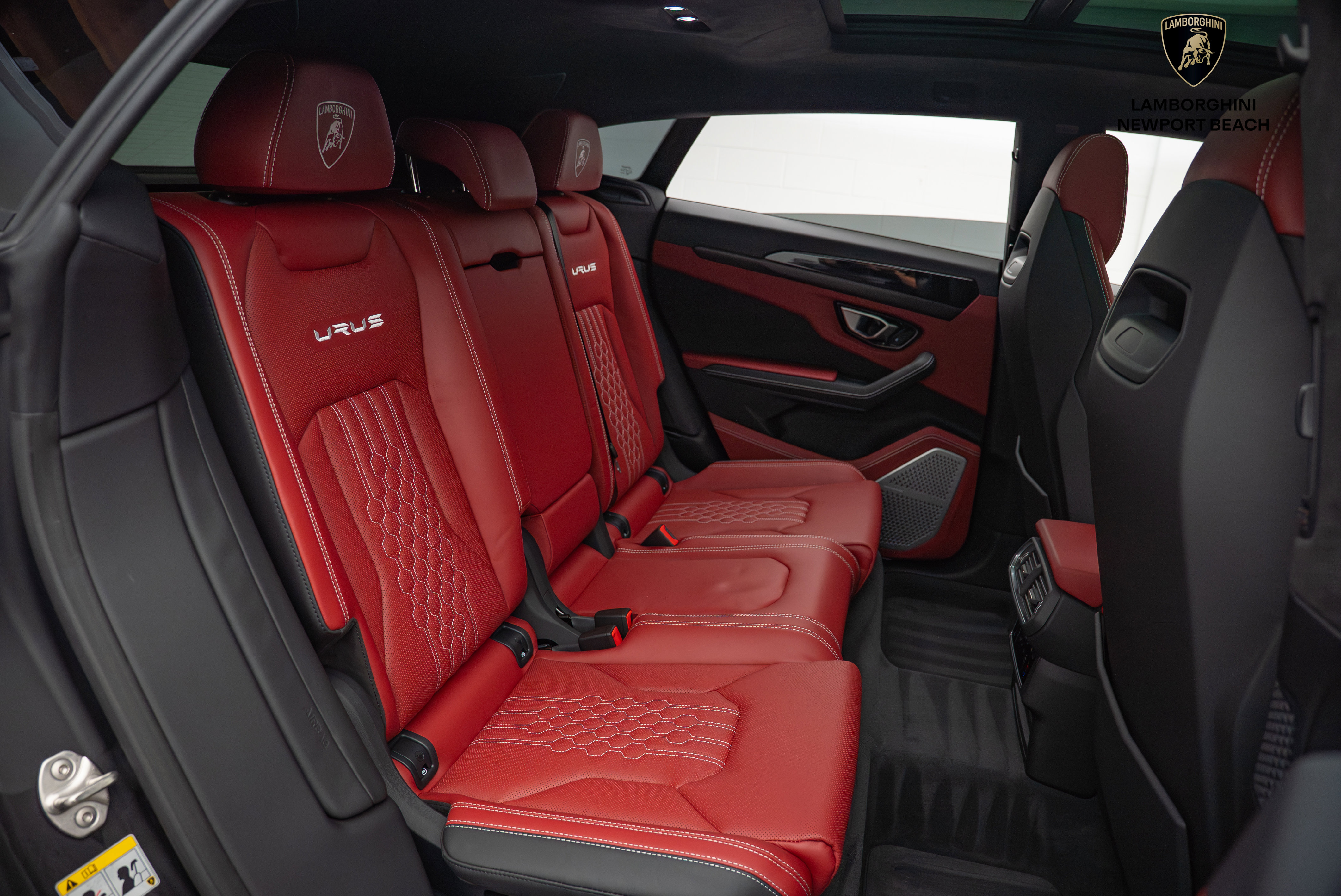 Used 2024 Lamborghini Urus S image 27