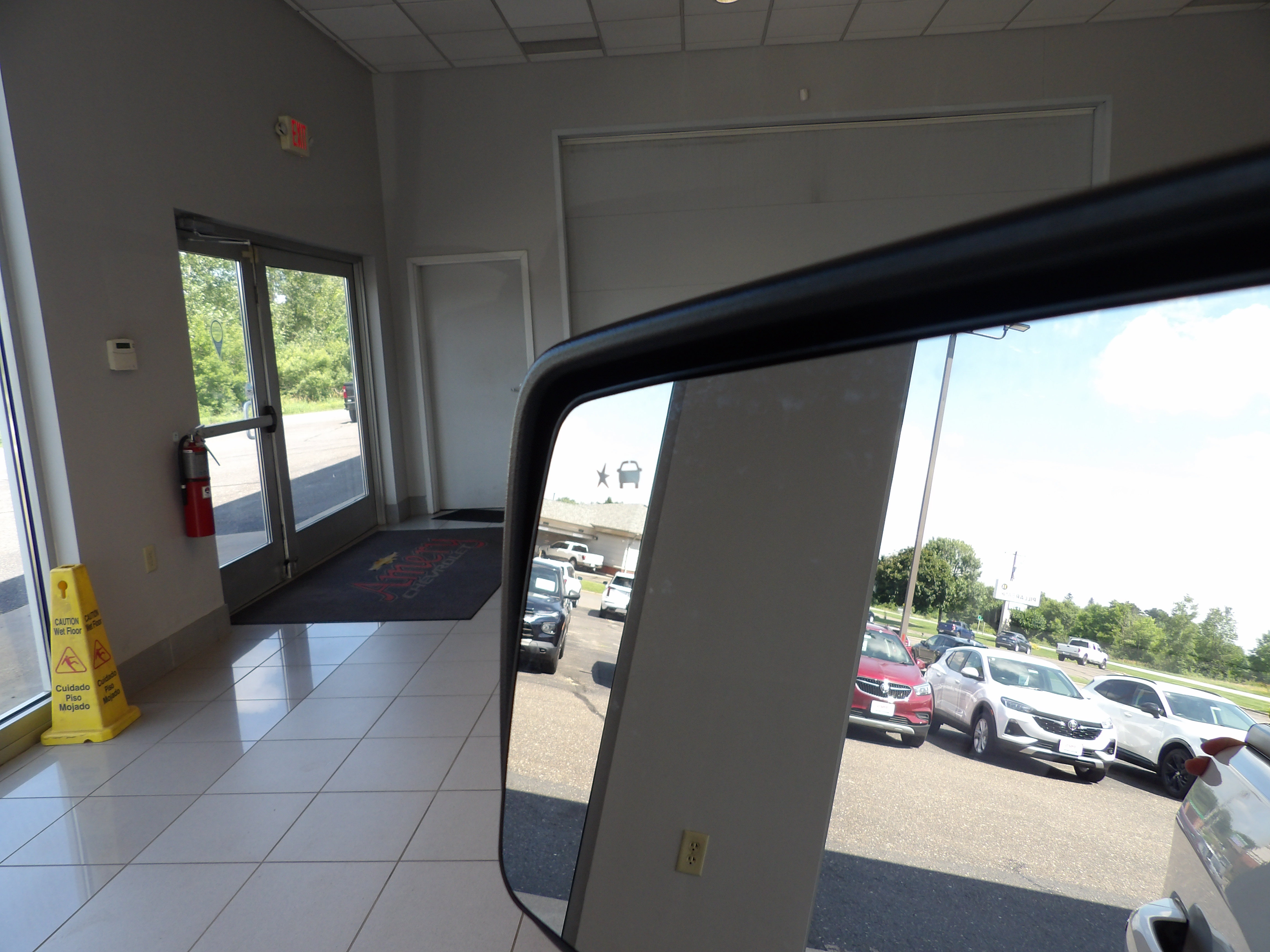 Used 2021 Chevrolet Silverado 1500 LT AWD/4WD image 7