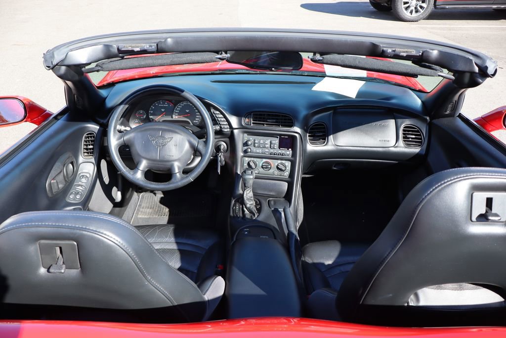 Used 2000 Chevrolet Corvette Convertible image 32