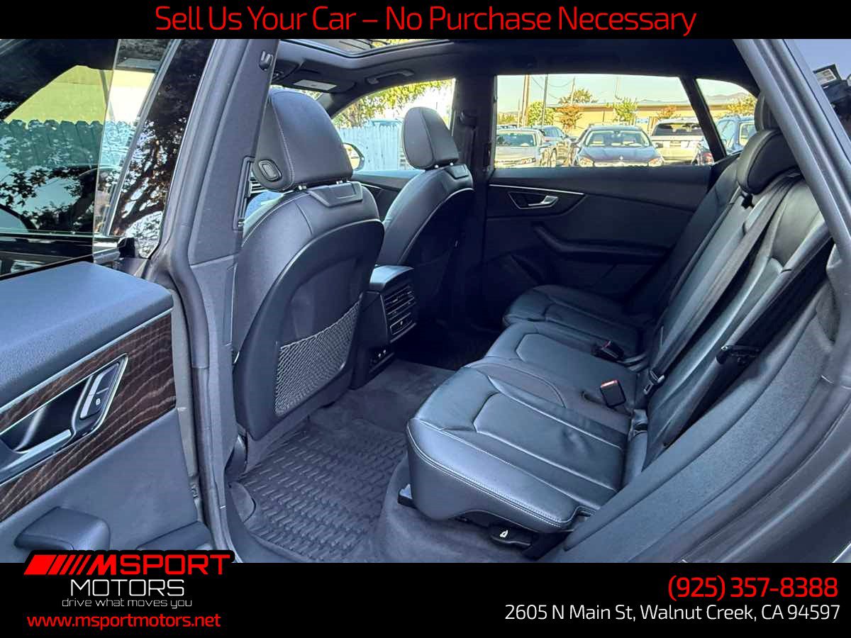 Used 2020 Audi Q8 Premium w/ Black Optic Package AWD/4WD image 14