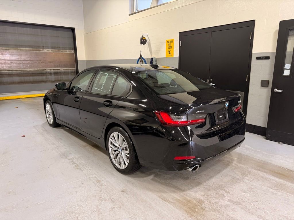 Used 2023 BMW 330i xDrive 330i xDrive image 5