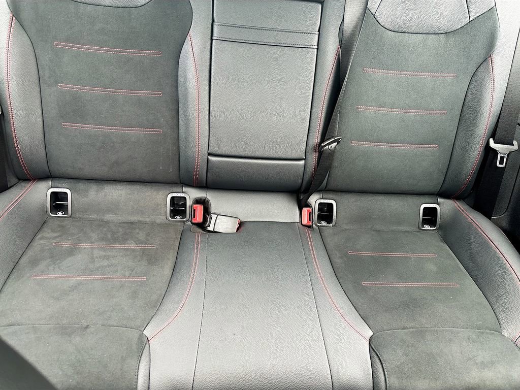 Used 2024 Mercedes-Benz CLA 250 image 21