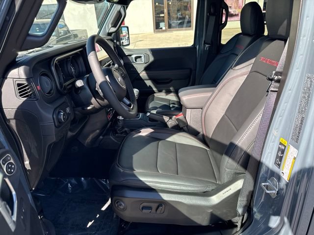 New 2026 Jeep Wrangler Unlimited Rubicon AWD/4WD image 18