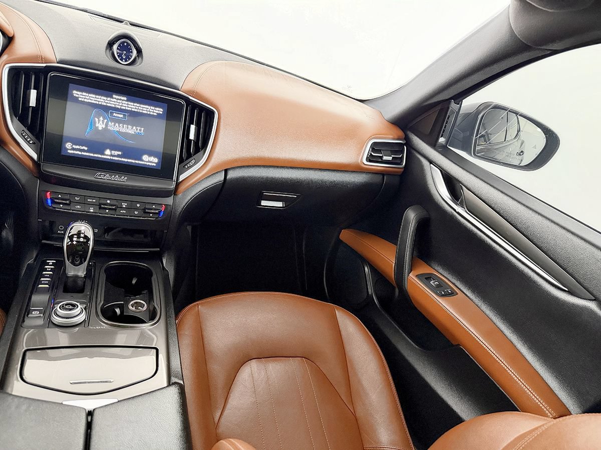Used 2018 Maserati Ghibli RWD image 55